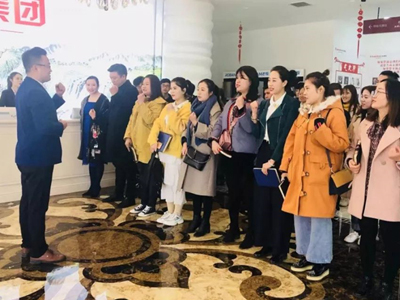 熱烈歡迎丨昌禾商學(xué)院，柔然彩虹隊(duì)光臨寧夏昌禾裝飾參觀學(xué)習(xí)！